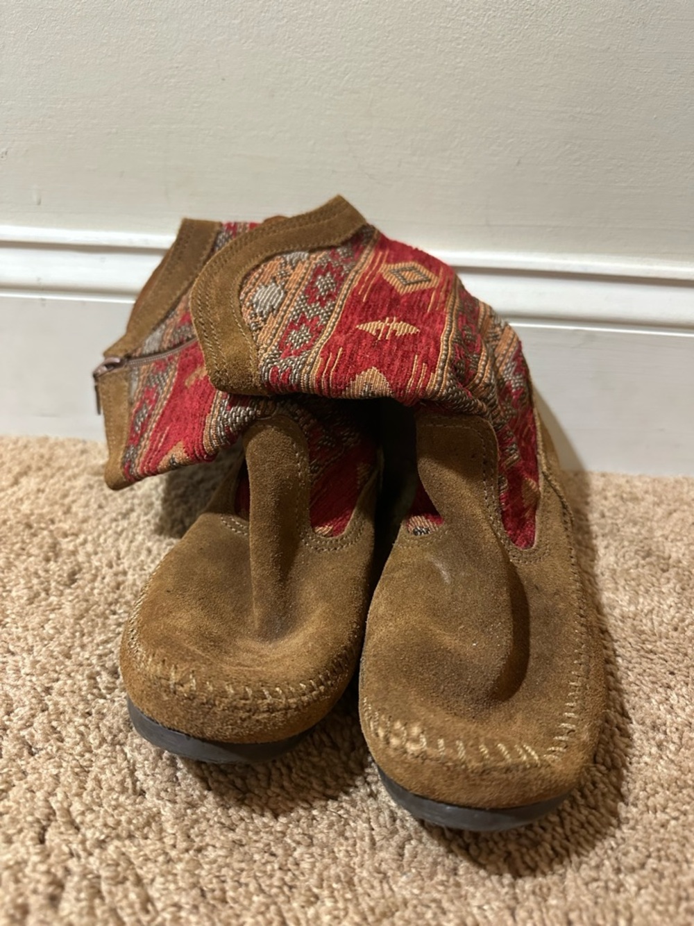 Minnetonka 1573 Women Size 9 Brown Suede Tapestry Zip Baja Western Moccasin Boho